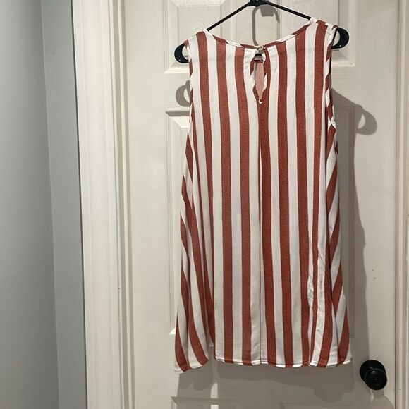 Soft Surroundings sleeveless flowy striped blouse SZ medium - Picture 3 of 9